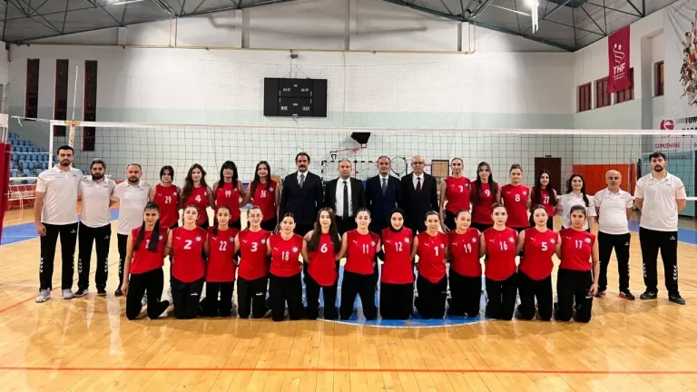 Gümüşhane Voleybolu Yeniden Profesyonel Lig’de.