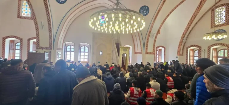 Habibi Neccar’da 2026 ilk cuma namazı kılındı
