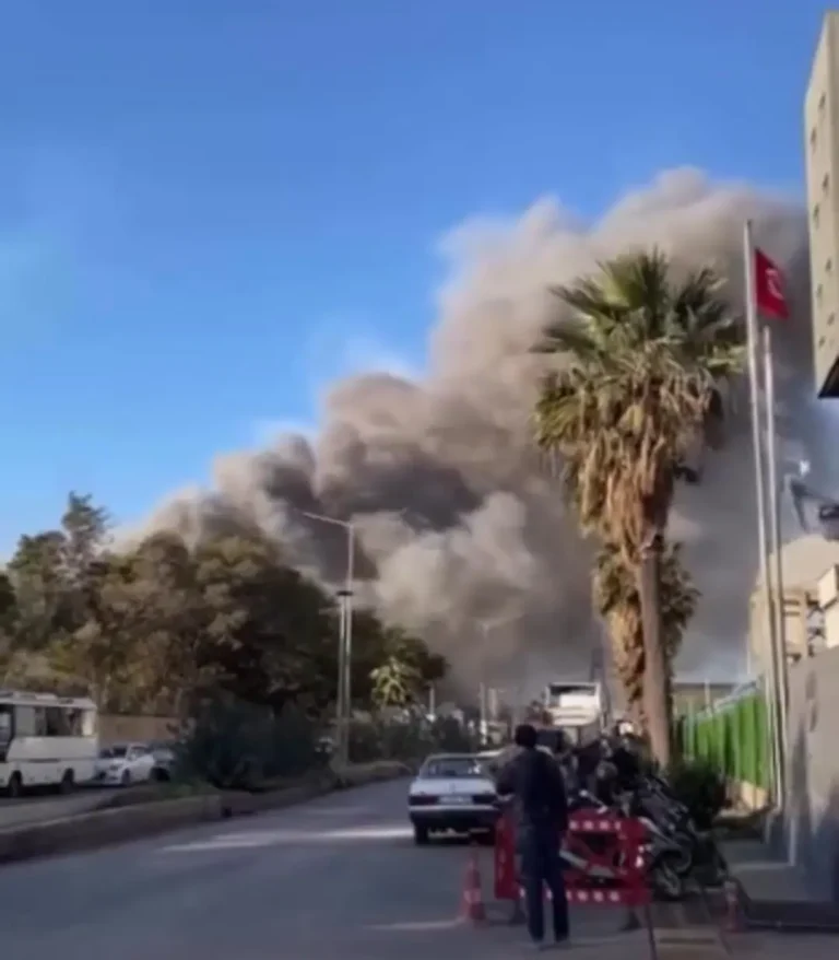 İskenderun sanayisinde patlama: Korkutan anlar