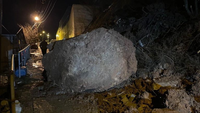 Artvin’de Heyelan: Sakinler Uzun Zamandır Uyarıyordu