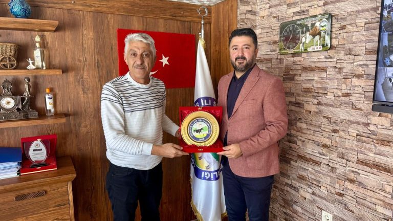 Milletvekili Çalışkan Süt Üreticilerini Ziyaret Etti