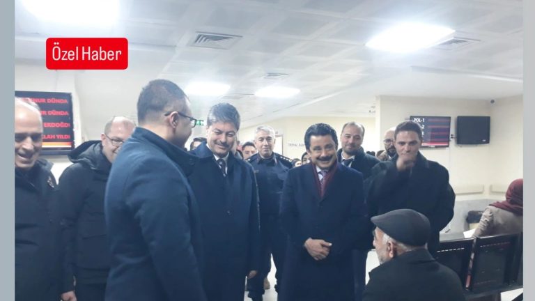 Yılın son gecesinde sağlık çalışanlarından hastalara sıcak ziyaret