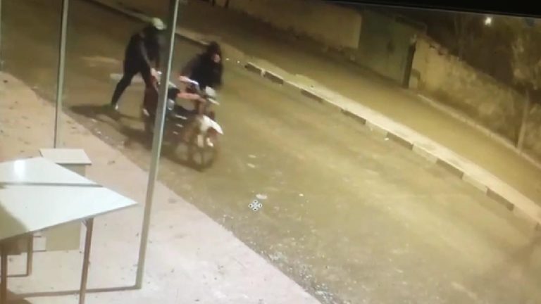 Iğdır’da motosiklet hırsızlığı kamerada