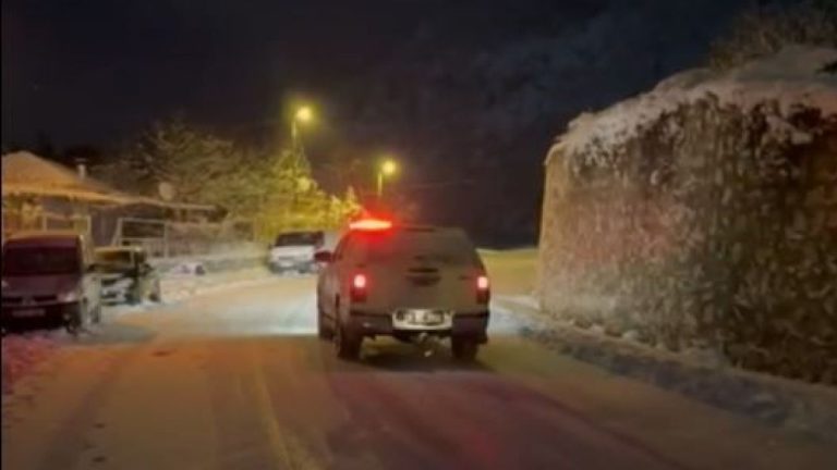 Amasya’da karda mahsur kalan aileye AFAD yardım eli uzattı