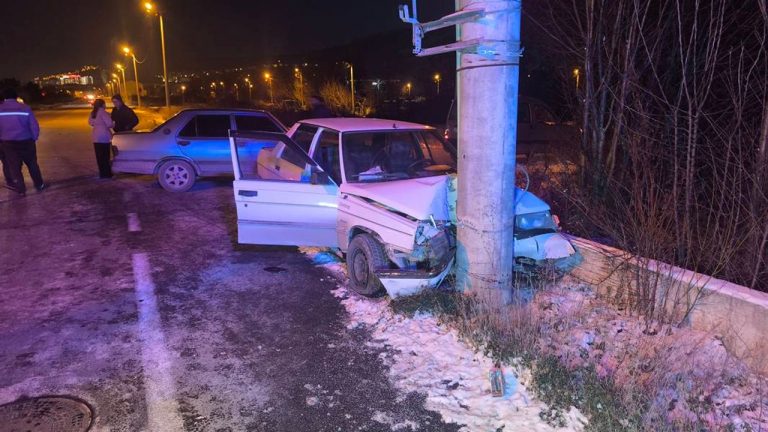 Kütahya’da Hatalı Sollama: 2 Yaralı