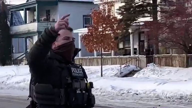 Dünya Renee Good’u vuran ICE ajanının babası: “Onunla gurur duyuyorum”