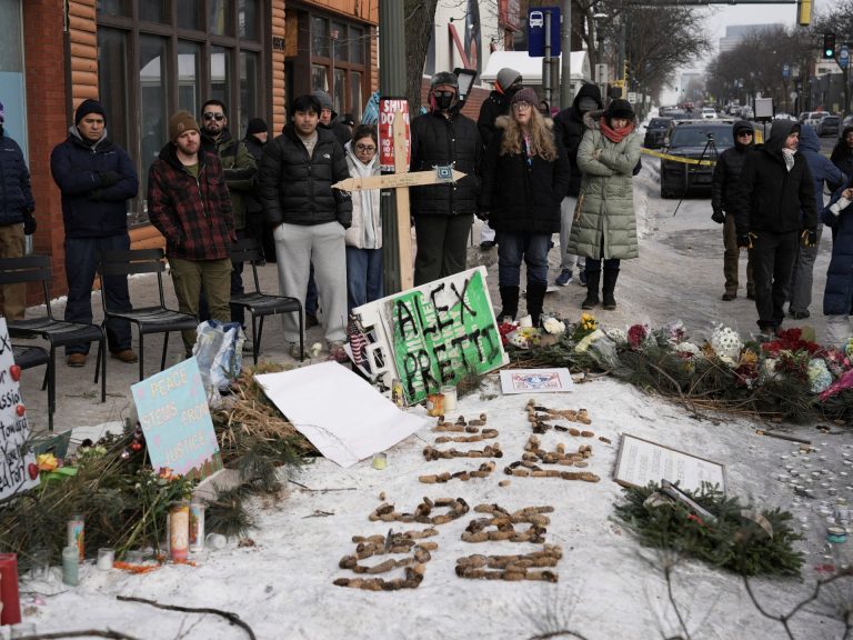 Minnesota Valisi Trump’tan Göçmenlik Tepkisi: Bir Hemşirenin Ölümü Tartışmaları Alevlendirdi