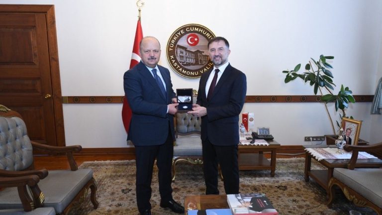 TUSAŞ Genel Müdürü Kastamonu’da öğrencilerle buluştu.