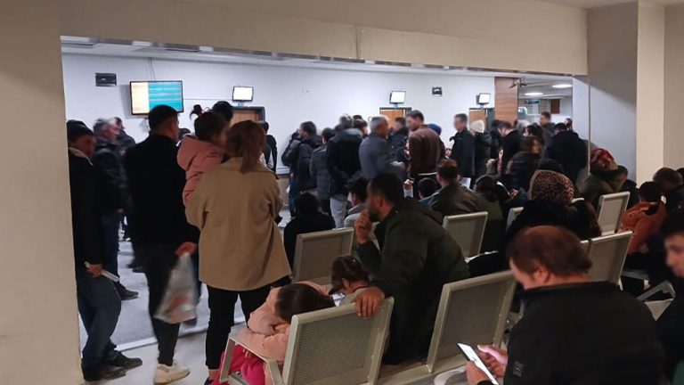 Van hastanelerinde yoğunluk: Vatandaşlara acil uyarı